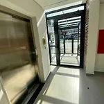 Apto Todo Novo E Bem Localizado!